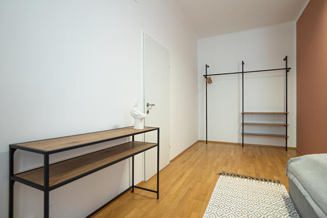 Bright 3-Room Apartment With A King-Size Bed Виена Екстериор снимка